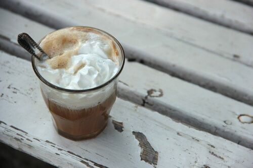 Why and How to Use Heavy Whipping Cream for Coffee, coffee with whipped cream on top